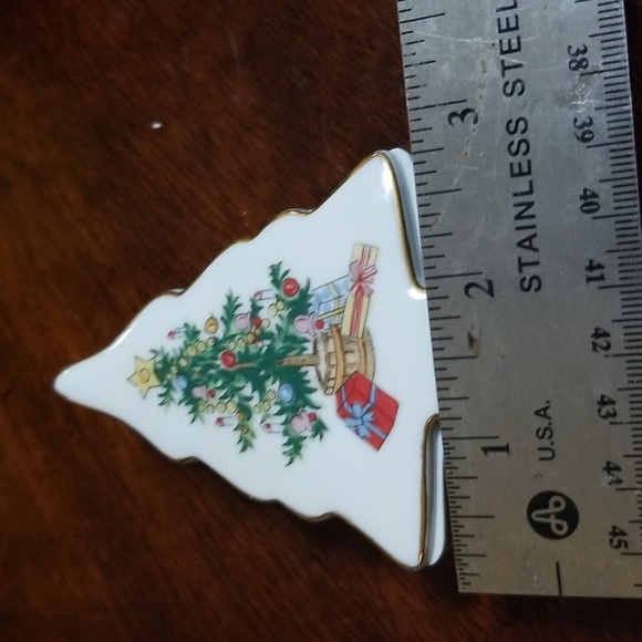 VINTAGE LIFTON CHINA CHRISTMAS TREE TRINKET BOX #1198 W LABEL - Picture 5 of 6